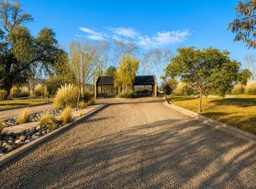 Terreno , Perdriel · Venta de Lote de 1000 m² en Barrio Suelos de Olavarria Luján de Cuyo Mendoza