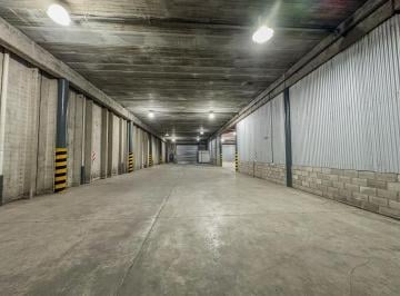 Depósito · 400m² · 1 Ambiente · 5 Cocheras · Alquiler - Depósito - Moreno - Superficies de 400 m² a 1200 m²