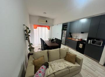 PH · 40m² · 3 Ambientes · Venta PH | 2 Amb Luminoso 55 m² | Refaccionado