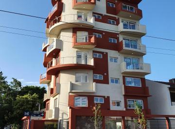 Departamento · 46m² · 1 Dormitorio · 1 Cochera · Departamento 2 Amb en Alquiler, Alvear 895 - Ituzaingó Norte