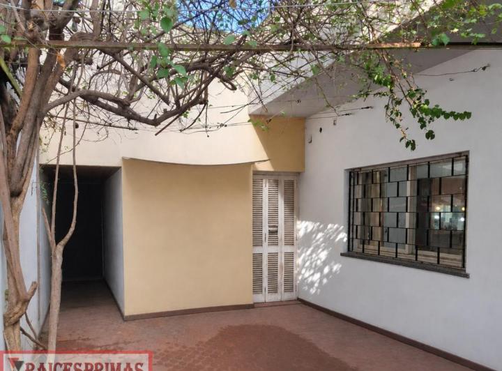 Casa · 202m² · 5 Ambientes · 1 Cochera
