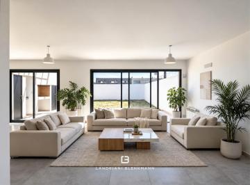 PH · 138m² · 4 Ambientes · Duplex 3 Dorm. B° Confluencia Rural | Espacios Amplios, Jardin, Galeria con Parrilla
