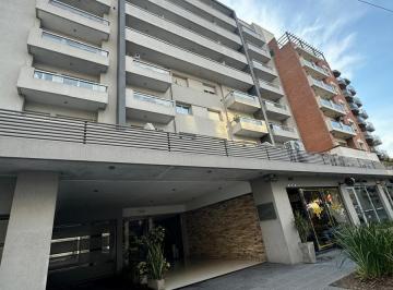 Garage · 12m² · 2 Ambientes · 1 Cochera · Alquiler Cochera Castelar Norte