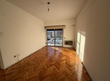 Departamento · 60m² · 3 Ambientes · Alquiler Departamento 3 Ambientes con Dependencia, Balcón - Belgrano