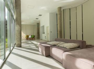 Departamento · 115m² · 5 Ambientes · 1 Cochera · Penthouse de Lujo con Terraza y Jacuzzi Privado en La Mejor Zona del Doho. Full Amenities. Cochera.