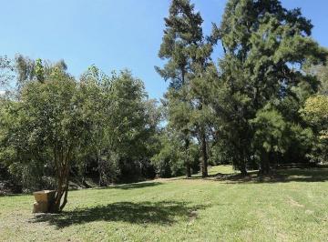 Quinta vacacional · 2490m² · 11 Dormitorios · 8 Cocheras · Venta Casa de Campo en del Viso con Pileta