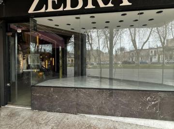 Local comercial · 133m² · Local en Guemes