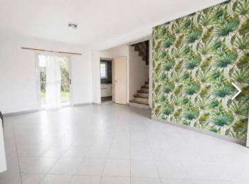 Departamento · 129m² · 4 Ambientes · 1 Cochera · Triplex en Jardines de Escobar
