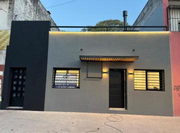 PH de 3 ambientes, Villa Luro · PH 3 Ambientes Refaccionado a Nuevo con Entrada Independiente, Patio y Terraza con Parrilla