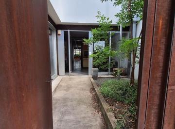 Oficina comercial · 250m² · Venta de Espectacular Oficina a Estrenar en Barracas