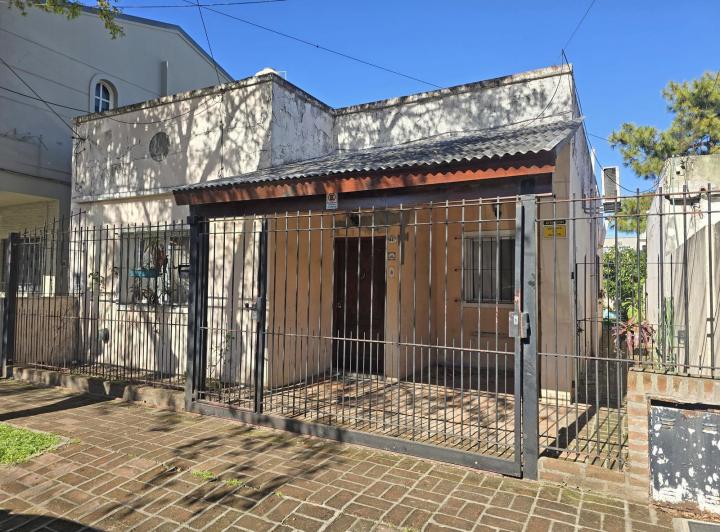Casa · 138m² · 5 Ambientes · 1 Cochera