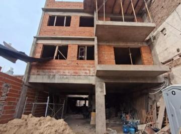 Departamento · 70m² · 3 Ambientes · 1 Cochera · Departamento de 3 Ambientes en Venta en Florida Oeste