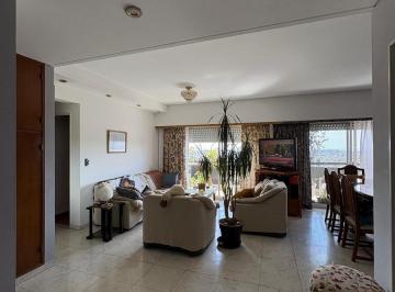 Departamento · 5 Ambientes · 1 Cochera · Hermoso Departamento en Venta en Torres de Guido