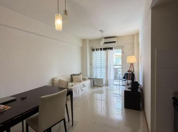 Departamento de 2 ambientes, Villa del Parque · Excelente 2 Ambientes Al Frente con Balcon y Patio - Villa del Parque - Luminoso
