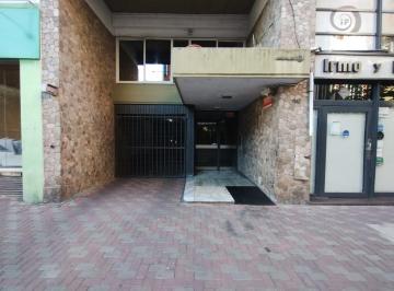 Garage · 12m² · Cochera en Alquiler en Peatonal San Martín