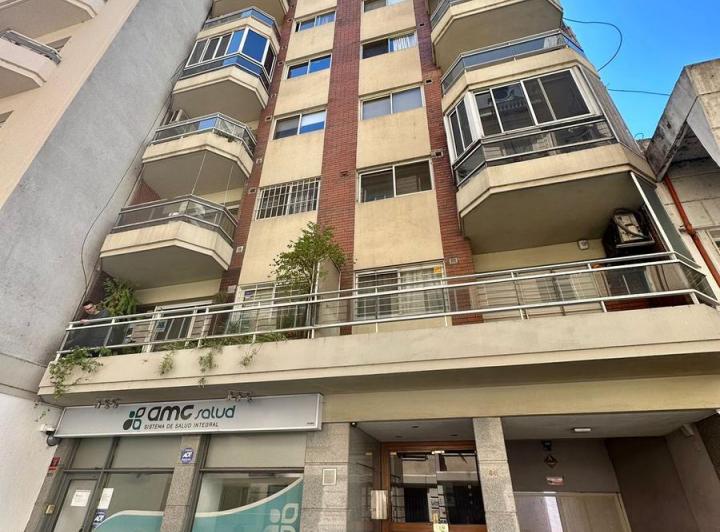 Departamento · 75m² · 2 Dormitorios · 1 Cochera