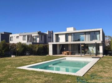 Casa · 195m² · 6 Ambientes · 1 Cochera · Casa en Alq. Temporario en San Gabriel, Villanueva, Tigre