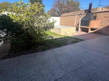 Casa · 180m² · 3 Ambientes · 1 Cochera · Venta Casa 3 Dorm. Dorrego - Guaymallen