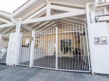 PH · 120m² · 4 Ambientes · 1 Cochera · PH Carapachay Venta 4 Amb. Jardín Cochera Parrilla