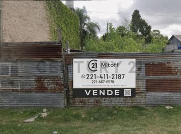 Terreno · 300m² · Terreno en Venta en Los Hornos