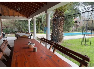 Casa · 252m² · 5 Ambientes · 2 Cocheras · Casa en Venta en La Alameda, Nordelta