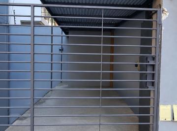 Garage · Venta Cochera Doble Portón Automatizado Lanús Este