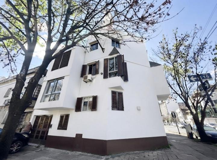 Casa en alquiler en la Plata · 6 ambientes