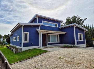 Casa · 185m² · 5 Ambientes · 5 Cocheras · Casa en Alq. Temporario en Costa Esmeralda, Costa Atlántica, Buenos Aires