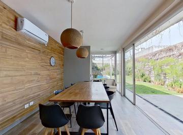Casa · 290m² · 4 Ambientes · 3 Cocheras · Venta Casa 4 Amb Pileta Jardin Quincho V. Alsina