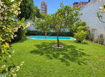 PH · 68m² · 3 Ambientes · Venta Casa 3 Amb con Pileta Quilmes