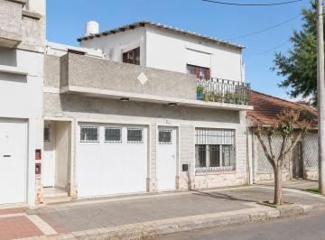 PH · 50m² · 3 Ambientes · PH en Pompeya