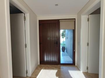 Casa · 199m² · 5 Ambientes · 3 Cocheras · Casa en Venta en Ayres Plaza, Pilar, G. B. a. Zona Norte