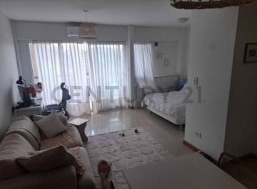 Departamento · 43m² · 1 Ambiente · 1 Cochera · Monoambiente en L en Alquiler con Cochera