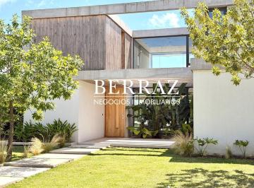 Casa · 200m² · 5 Ambientes · 1 Cochera · Casa Alquiler Temporario 3 Dorm. Barrio San Gabriel Lote de 777 m² Villanueva, Tigre, Zona Nor