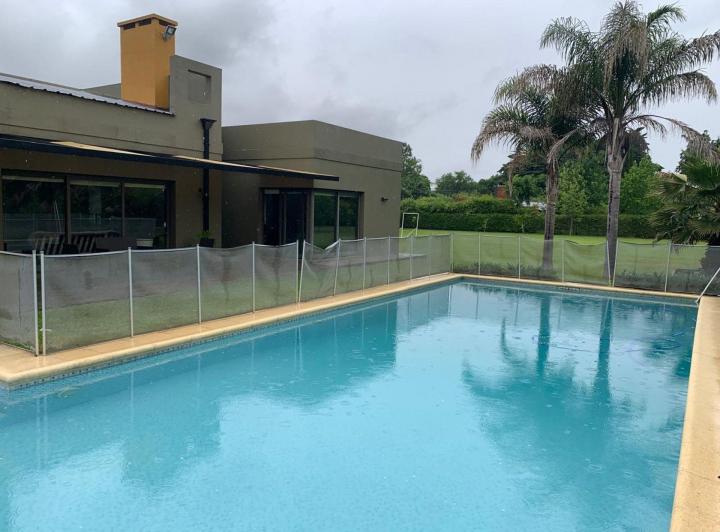 Quinta vacacional · 250m² · 4 Dormitorios · 3 Cocheras