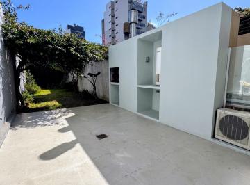 Departamento · 65m² · 3 Ambientes · 1 Cochera · Venta Duplex 3 Amb Tipo Casa con Jardín y Cochera en Coghlan
