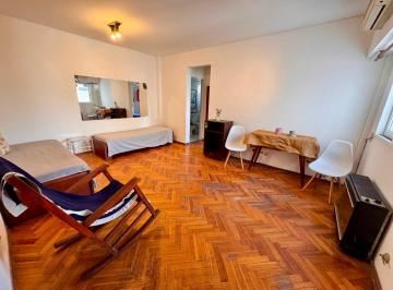 Departamento · 45m² · 2 Ambientes · Alquiler en San Nicolas (Centro) - 2 Ambientes Amoblado o Vacio - Corrientes 1500 - Subte B Uruguay
