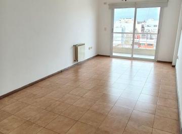 Departamento de 3 ambientes, Flores · Alberdi 2750: 3 Ambientes con Cochera en Edificio con Amenities y Seguridad