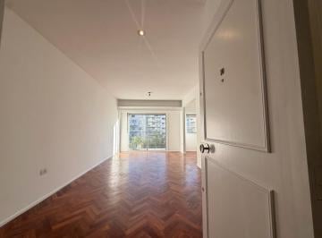 Departamento · 75m² · 3 Ambientes · Increible Semipiso de 3 Ambientes Al Contrafrente con Balcón Corrido.