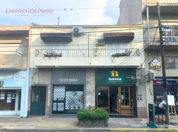 Local comercial · 91m² · 3 Ambientes · PH Departamento y Local en Zona Estacion de Tren Jose Marmol.