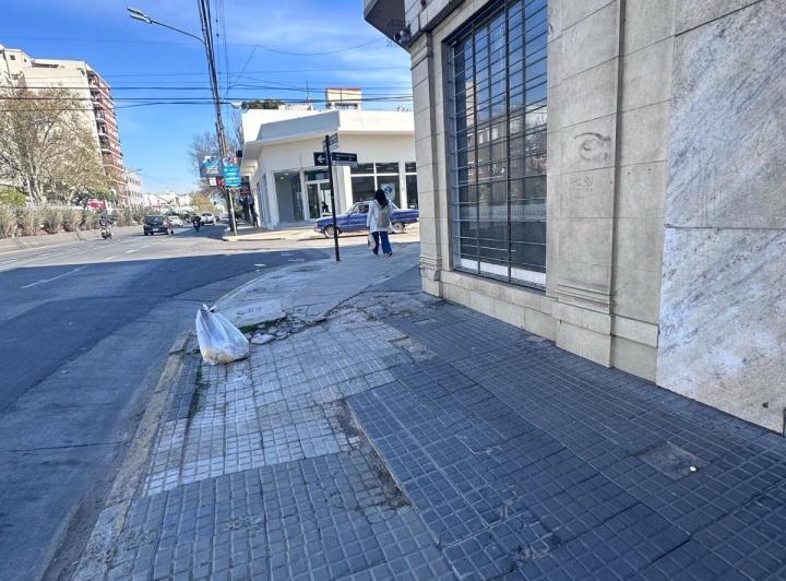 Local comercial · 130m²