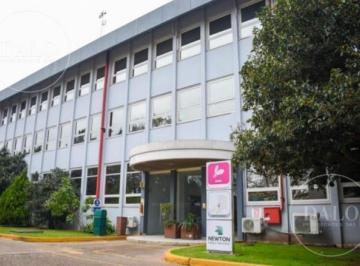 Oficina comercial · 389m² · Oficinas Amplias y Modernas en Parque Industrial Newton
