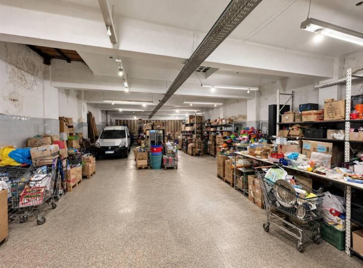 Bodega-Galpón · 823m²