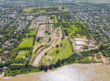 Terreno · 123199m² · Fracción de Tierra Frente Al Río Parana con Gran Potencial Inmobiliario en Baigorria