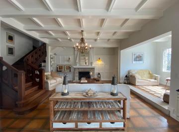 Casa · 6 Ambientes · 3 Cocheras · Alberti 500 - Varese - Mar del Plata