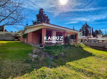 Casa · 139m² · 3 Ambientes · 2 Cocheras · Casa en Venta Playa de Oro - Villa Carlos Paz - Gran Terreno!