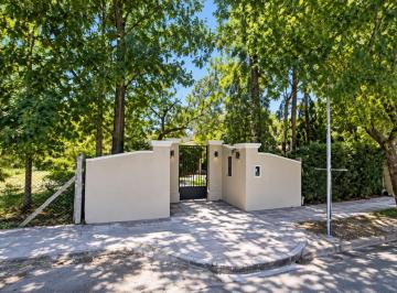 Terreno · 120m² · 4 Ambientes · Gran Lote en Esquina de 1.120 m² con Chalet - Ideal Inversores y Desarrolladores | Ituzaingo Norte