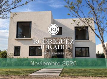 ROJ-ROJ-1075_2 · Excelente Casa en Barrio San Pablo - Noviembre 2026