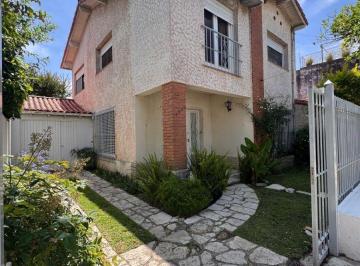 Casa de 5 ambientes, San Fernando · Casa 5 Amb. Garage 2 Autos, Jardin y Parrilla — Victoria, San Fernando