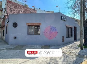 Casa · 75m² · 3 Ambientes · 1 Cochera · Casa 2 Dorm. Venta - Saavedra